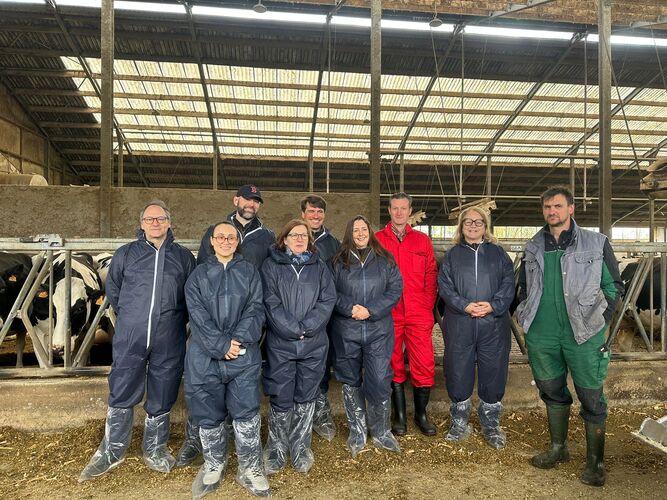 AnimalhealthEurope Visits Kreavet: Towards linking policy, research and sustainable practices